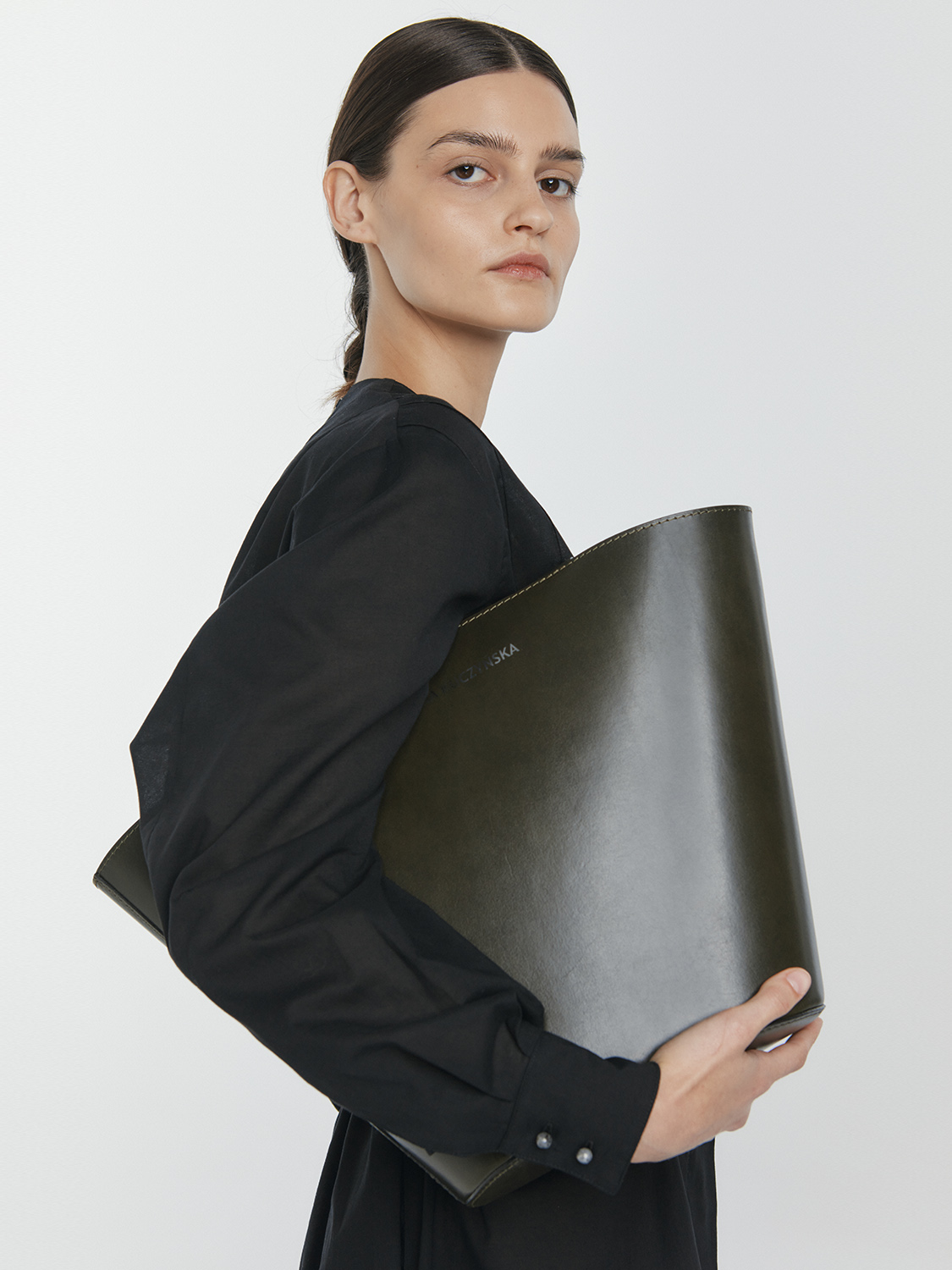Gaia Verde vegetable tanned leather bag / last pieces - Ania Kuczyńska